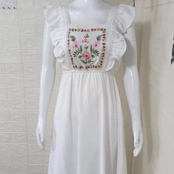 Bangkok Thailand Dress - Picture 2 of 6